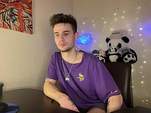 Mike severi2 online show from February 22, 2025, 1:24 pm