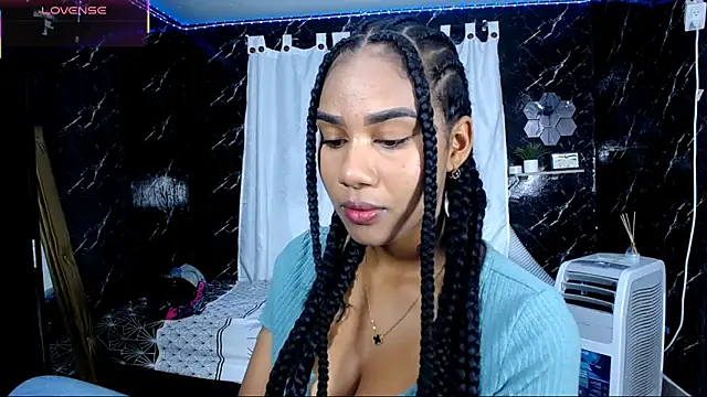 Hillary queen online show from October 13, 2025, 1:02 pm