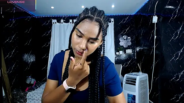 Hillary queen online show from October 17, 2025, 12:40 pm