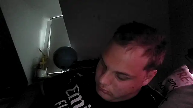 Nicolasjlhkjzl online show from July 2, 2026, 6:36 pm