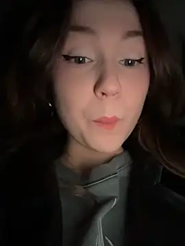 Peachy Dream online show from March 9, 2026, 6:22 pm