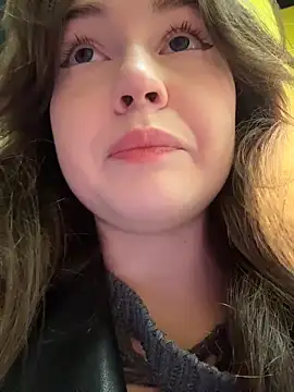 Peachy Dream online show from November 28, 2025, 6:19 pm