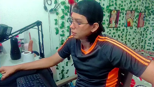 Andy gray online show from June 26, 2026, 12:44 pm