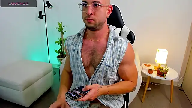 Snapshot of dafboy1 chatting on March 14, 2026, 9:15 am dafboy1 online show from March 14, 2026, 9:15 am