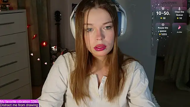 ValBae online show from October 29, 2025, 9:14 pm