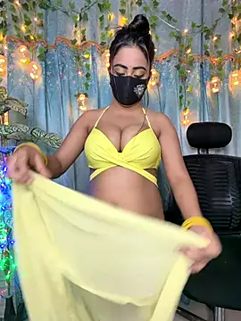 Monabby97 online show from December 2, 2025, 5:36 pm