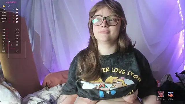 Seductive She Wolf online show from July 9, 2026, 2:27 pm