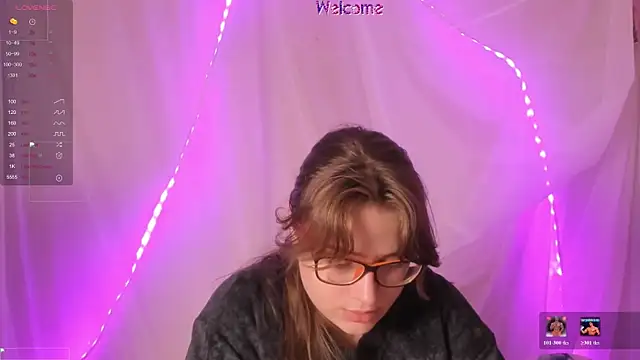 Seductive She Wolf online show from July 8, 2026, 3:24 pm