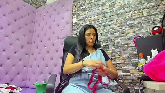 Sarah Hornny online show from March 15, 2025, 2:56 am