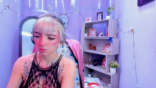 Snapshot of Samantha_Smiith chatting on March 17, 2026, 3:53 am Samantha Smiith online show from March 17, 2026, 3:53 am