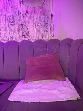 Snapshot of AbyThompson chatting on March 14, 2026, 4:46 pm AbyThompson online show from March 14, 2026, 4:46 pm