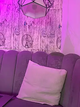 Snapshot of AbyThompson chatting on March 5, 2026, 12:24 pm AbyThompson online show from March 5, 2026, 12:24 pm