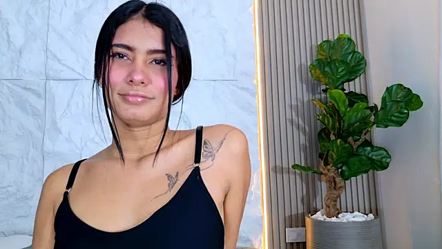 LaurenRodriiguez online show from July 22, 2026, 12:40 pm