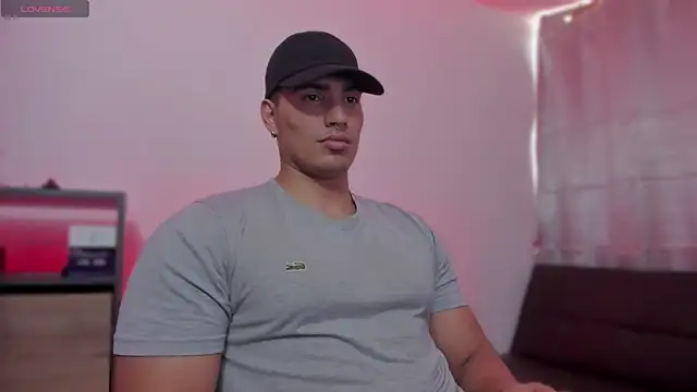 JamesGraay online show from October 8, 2025, 7:03 pm