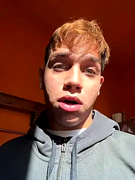 calleaaaa online show from October 3, 2025, 9:00 am