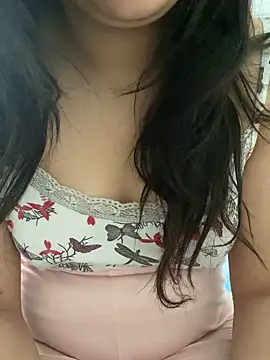 yassminsexy22 online show from December 14, 2024, 12:22 pm