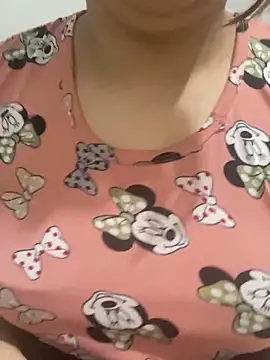 yassminsexy22 online show from February 10, 2026, 1:10 pm