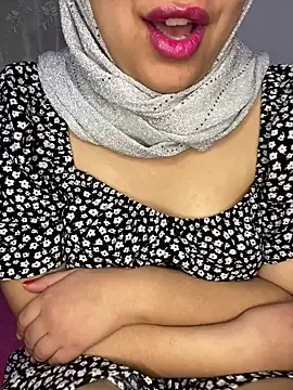 yassminsexy22 online show from January 10, 2025, 1:52 pm