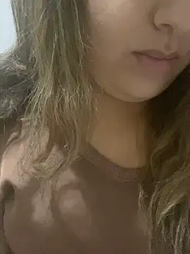 yassminsexy22 online show from March 24, 2026, 7:14 pm