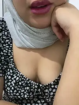 yassminsexy22 online show from January 9, 2025, 4:39 pm