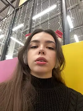 pantyless online show from December 11, 2024, 11:21 pm