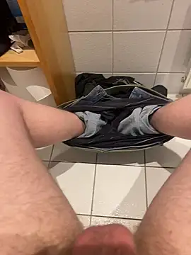 Snapshot of Michaela1222 chatting on February 17, 2026, 2:14 pm Michaela1222 online show from February 17, 2026, 2:14 pm