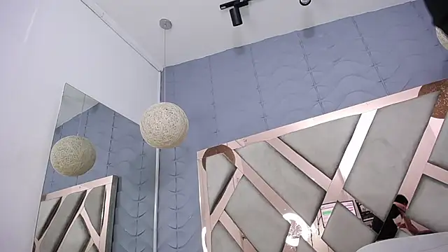 charlotte colee online show from December 2, 2024, 6:16 pm