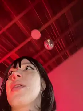 sweeet peach online show from March 16, 2026, 2:52 am