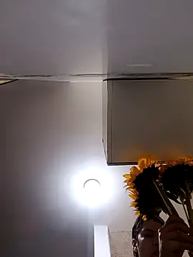 Bonny Klote online show from October 3, 2025, 2:07 pm