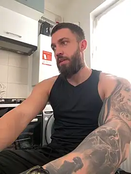 LoveIsBlind  online show from October 28, 2025, 9:08 am