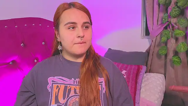 evy orange1 online show from September 25, 2025, 12:38 am