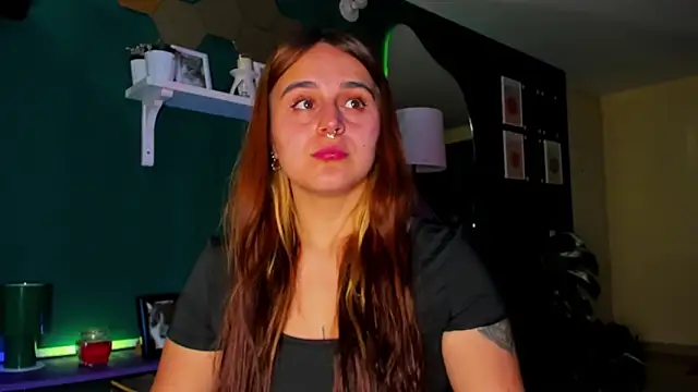 evy orange1 online show from May 6, 2026, 12:03 am