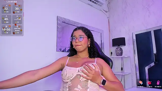 MilaHall  online show from September 18, 2025, 4:04 am