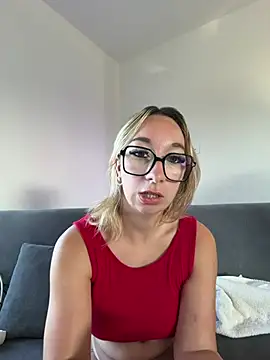 Snapshot of Giuliana_baby chatting on July 23, 2026, 6:55 am Giuliana baby online show from July 23, 2026, 6:55 am