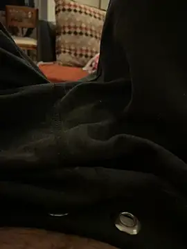 Snapshot of Femalefucker3006 chatting on December 29, 2024, 8:15 pm Femalefucker3006 online show from December 29, 2024, 8:15 pm