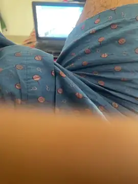 Snapshot of Femalefucker3006 chatting on February 10, 2025, 4:52 am Femalefucker3006 online show from February 10, 2025, 4:52 am