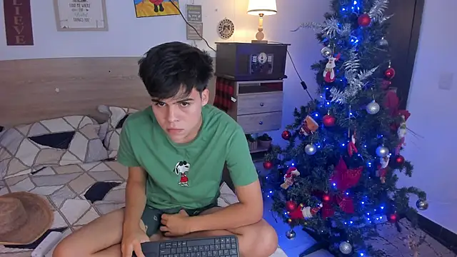 justinbiler online show from December 15, 2025, 12:38 am