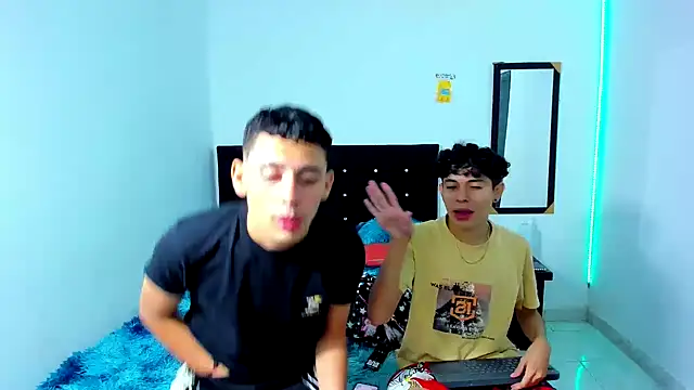 Alexander and Xiao online show from January 28, 2025, 3:04 am