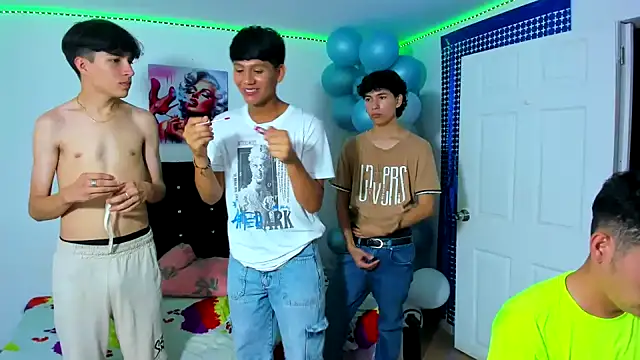 Alexander and Xiao online show from March 18, 2025, 8:37 pm