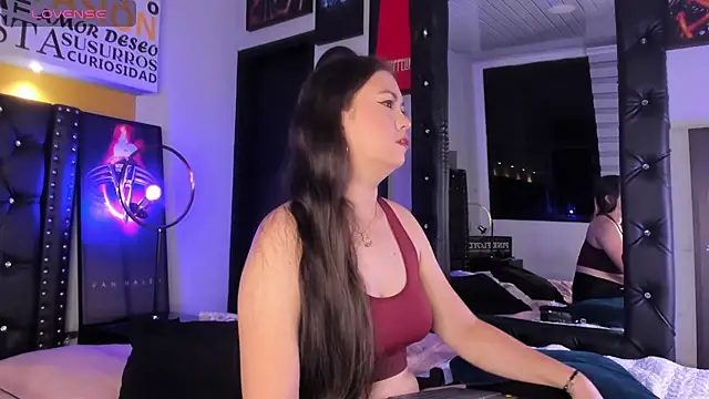 MADISSONLOVE  online show from June 27, 2026, 3:23 am