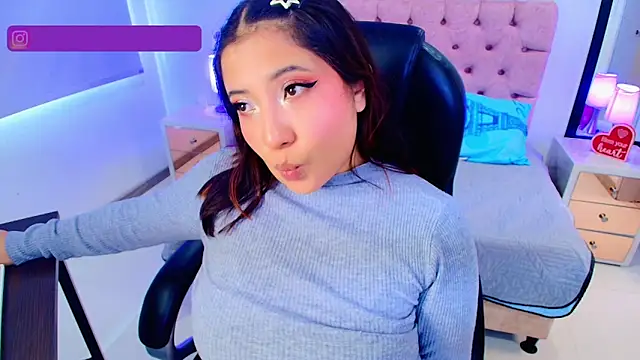 Emma monserrat online show from January 7, 2026, 7:41 pm