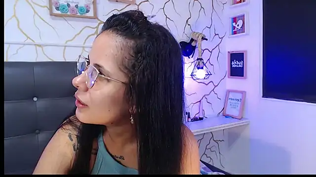 Snapshot of aixaangeels chatting on March 19, 2025, 4:47 am aixaangeels online show from March 19, 2025, 4:47 am