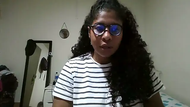 Ivon-09 online show from April 24, 2026, 12:18 pm