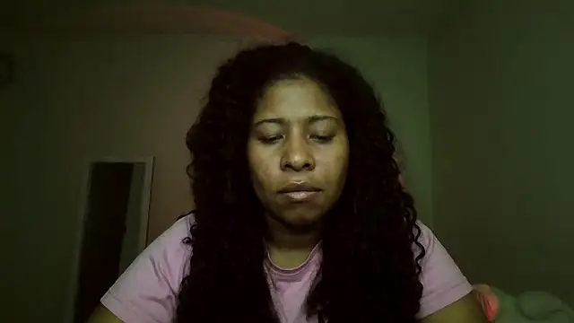 Snapshot of Ivon-09 chatting on May 9, 2026, 1:09 am Ivon-09 online show from May 9, 2026, 1:09 am