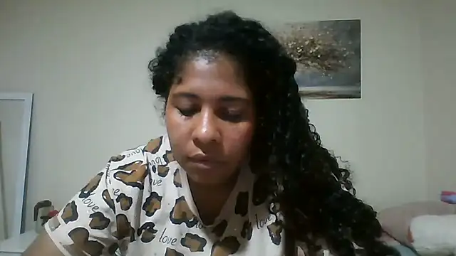 Snapshot of Ivon-09 chatting on June 3, 2026, 11:09 pm Ivon-09 online show from June 3, 2026, 11:09 pm