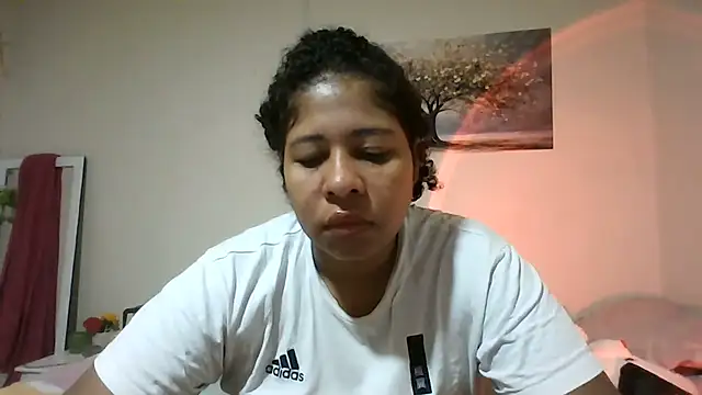 Snapshot of Ivon-09 chatting on May 30, 2026, 12:22 pm Ivon-09 online show from May 30, 2026, 12:22 pm