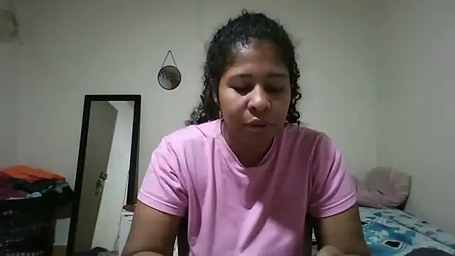 Ivon-09 online show from May 4, 2026, 11:57 am
