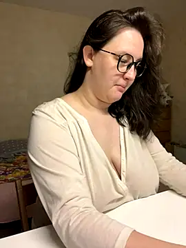 hungry1bunny online show from October 9, 2025, 10:10 pm