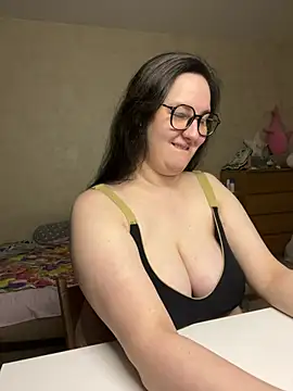 hungry1bunny online show from July 9, 2026, 5:34 pm