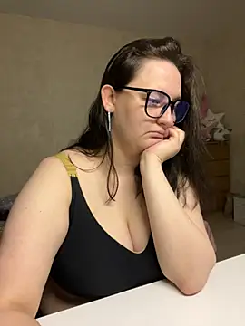 hungry1bunny online show from October 26, 2025, 3:45 pm